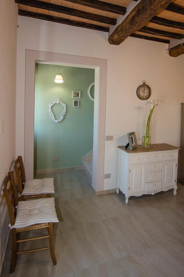 Poggio Al Sole Apartment Montespertoli Bagian luar foto